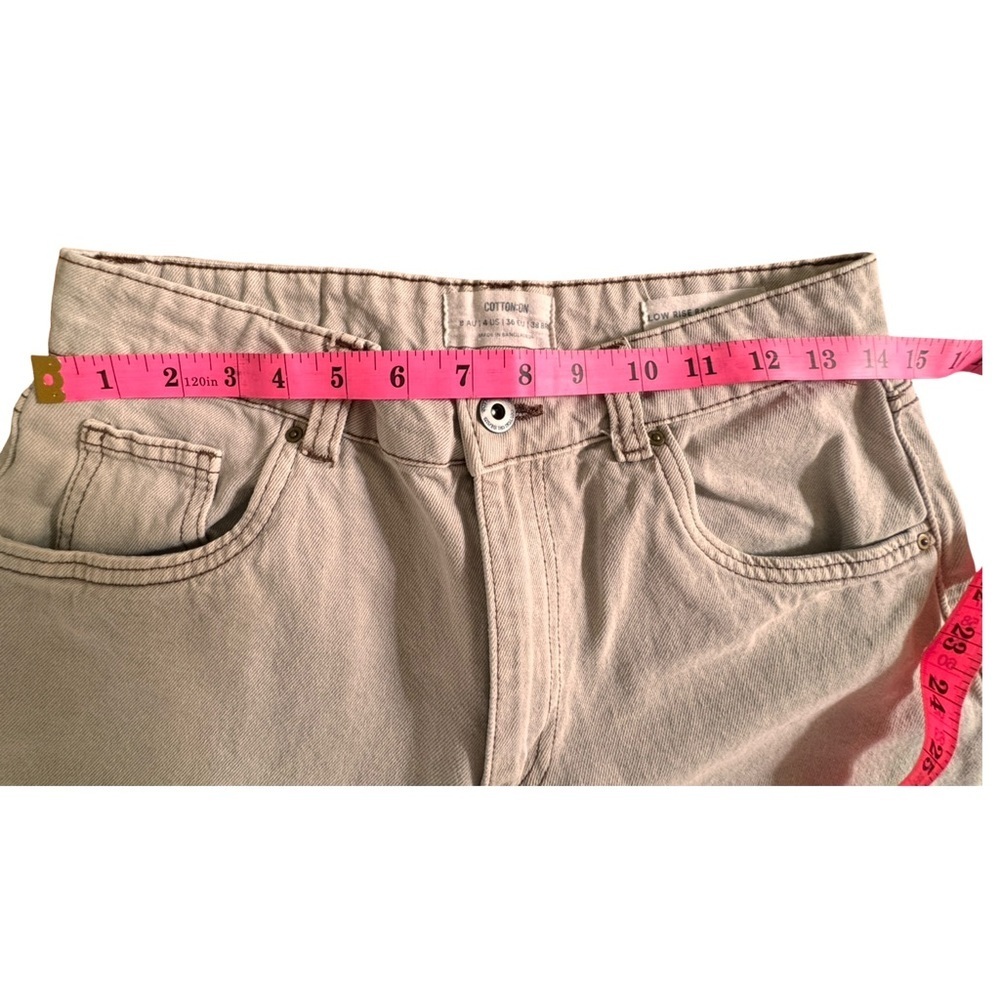 Cotton On Low-Rise Baggy Jean Bermuda Shorts in Tan - Picture 8 of 9